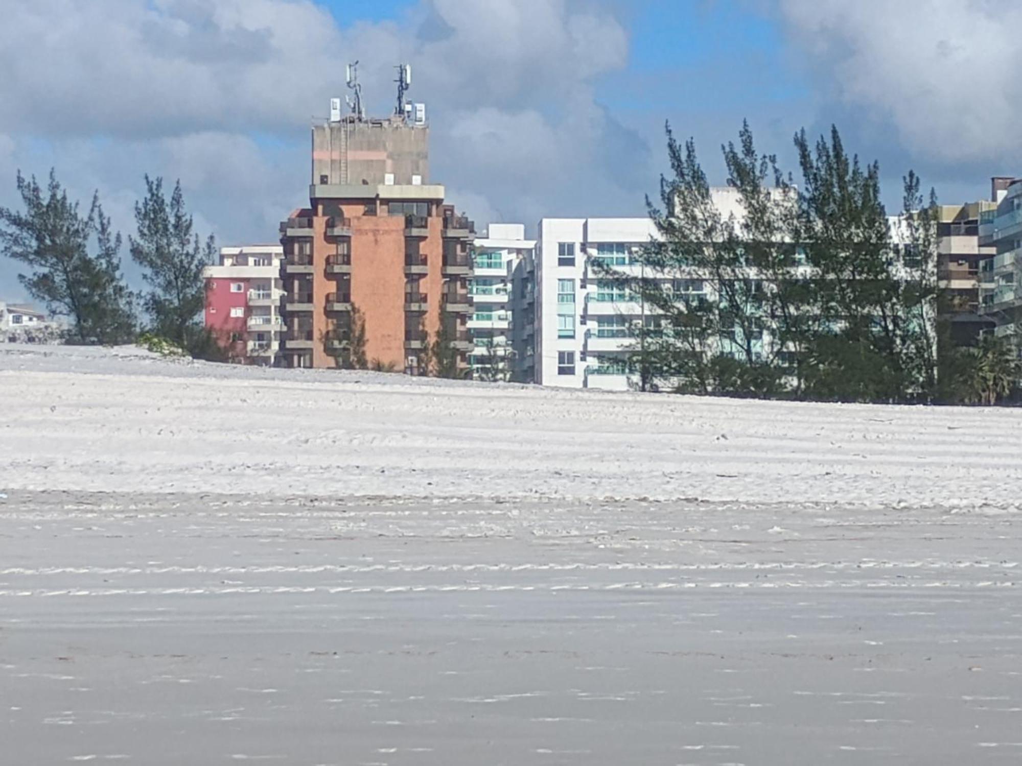 Apartamento Charmoso Em Frente A Praia Em Cabo Frio Buitenkant foto